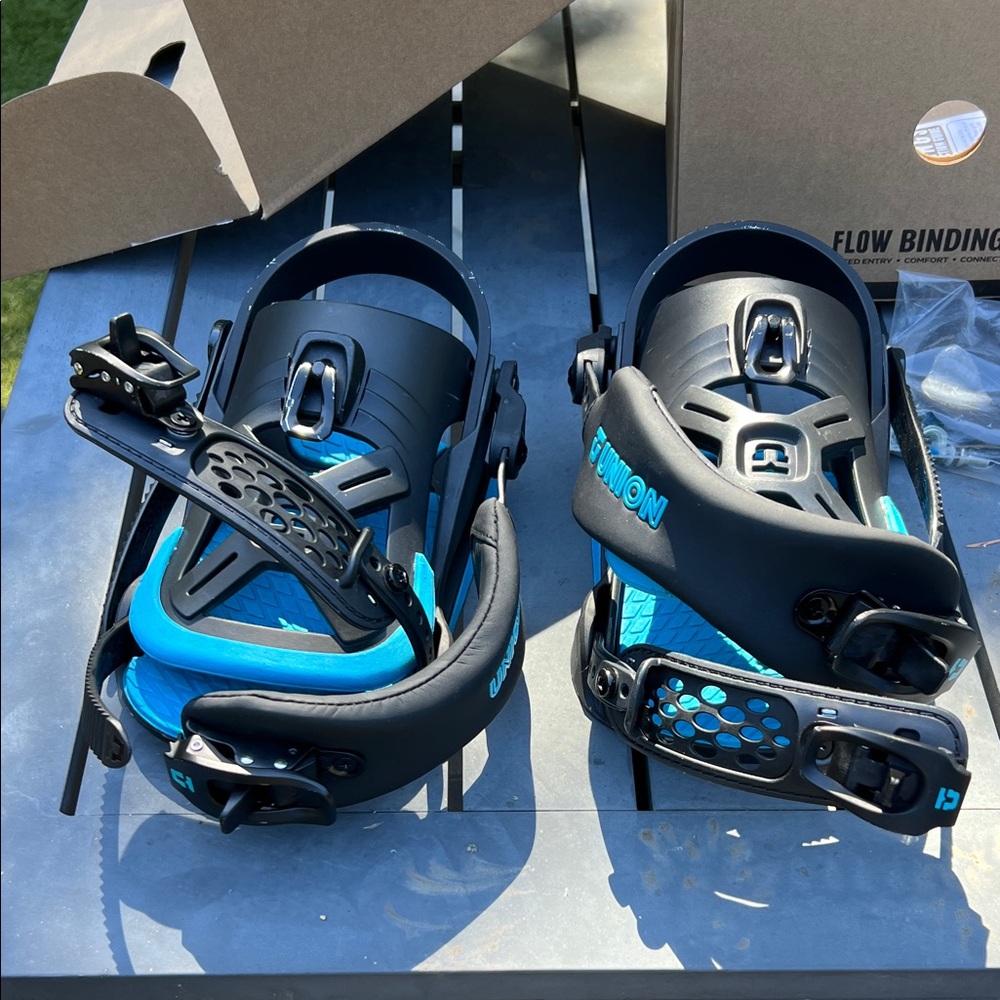Flow Nexus Adjustable Snowboard Bindings Size M 5.5-8